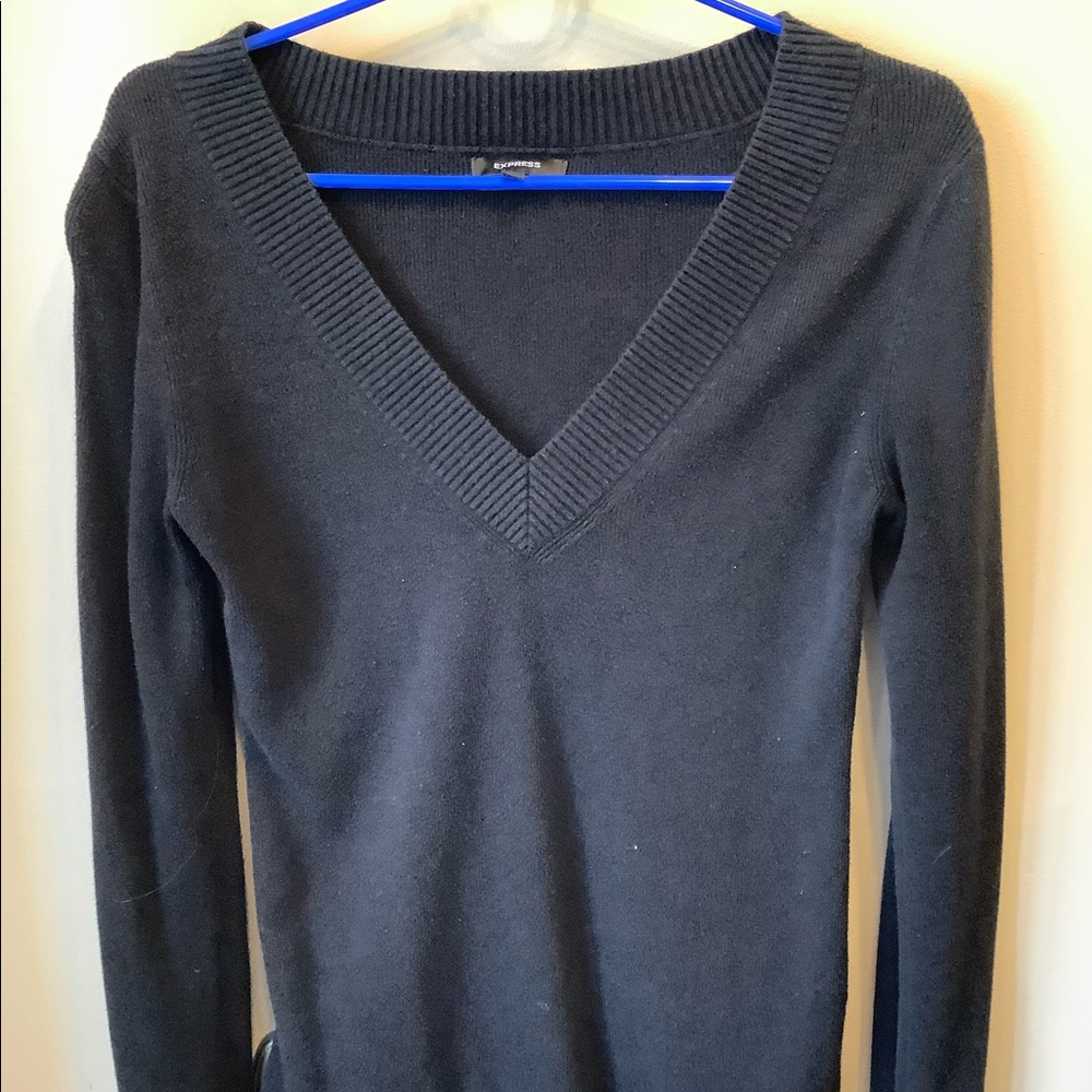 Black express sweater